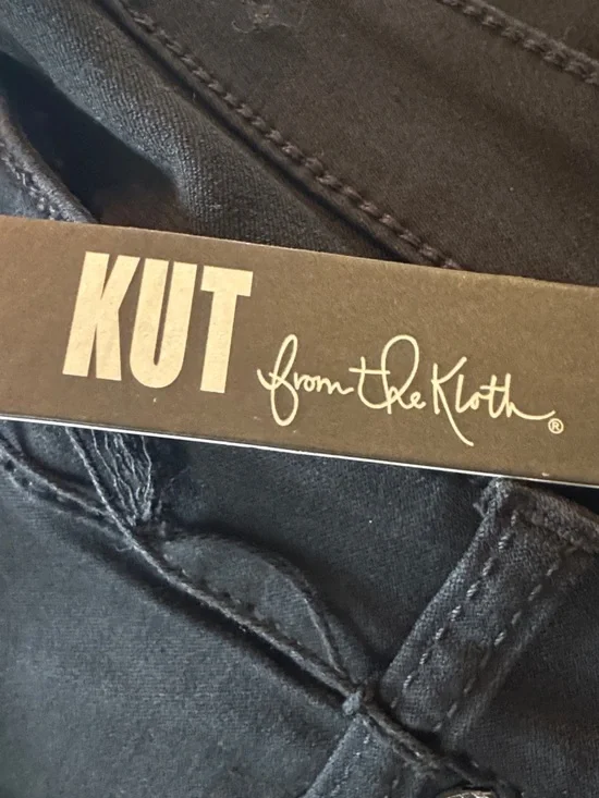 Kut from the Kloth Black Carlo Ankle Crop Jeans 20W NWT - Picture 6 of 6